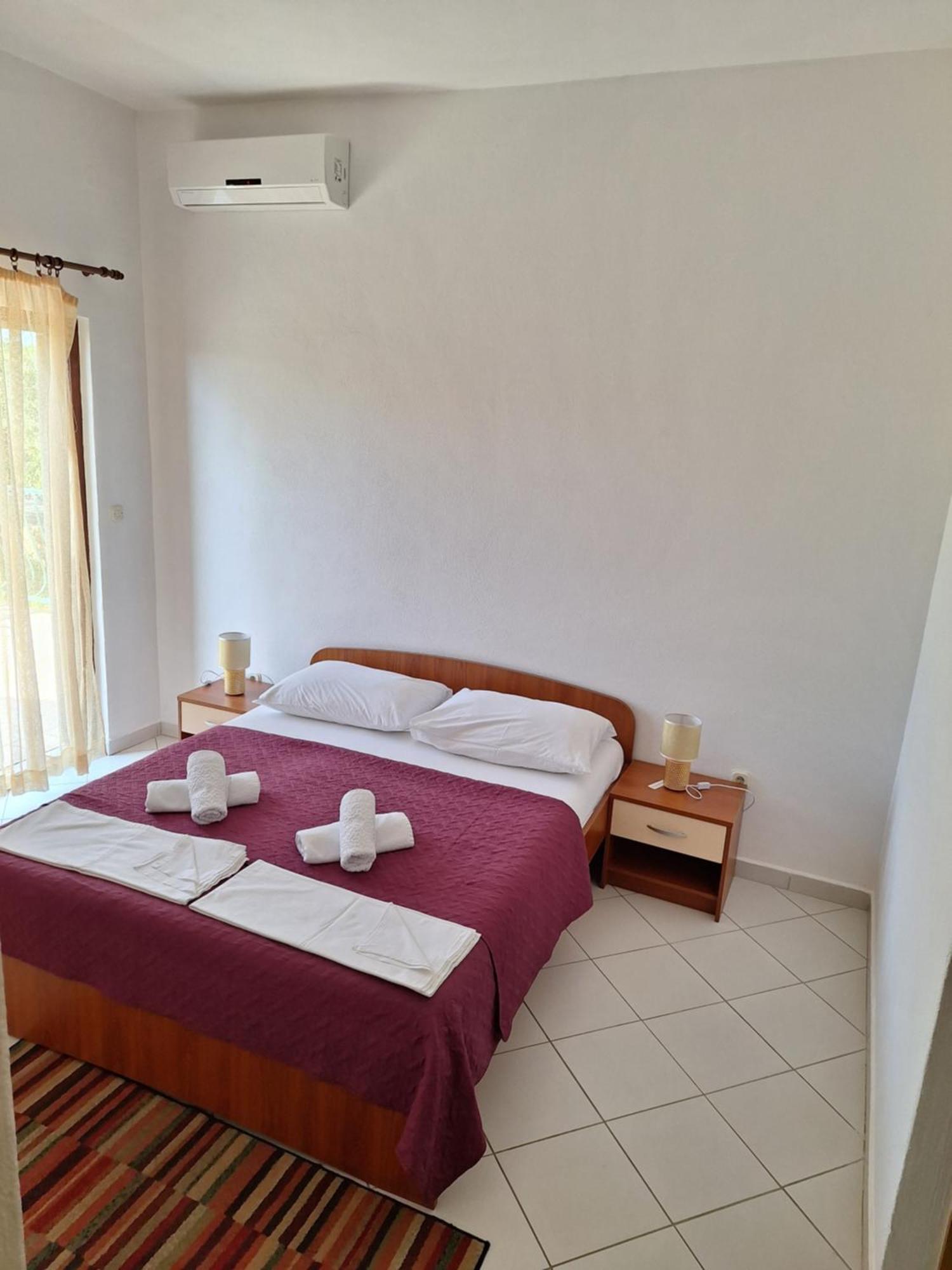 Ante apartments Duće Chambre photo