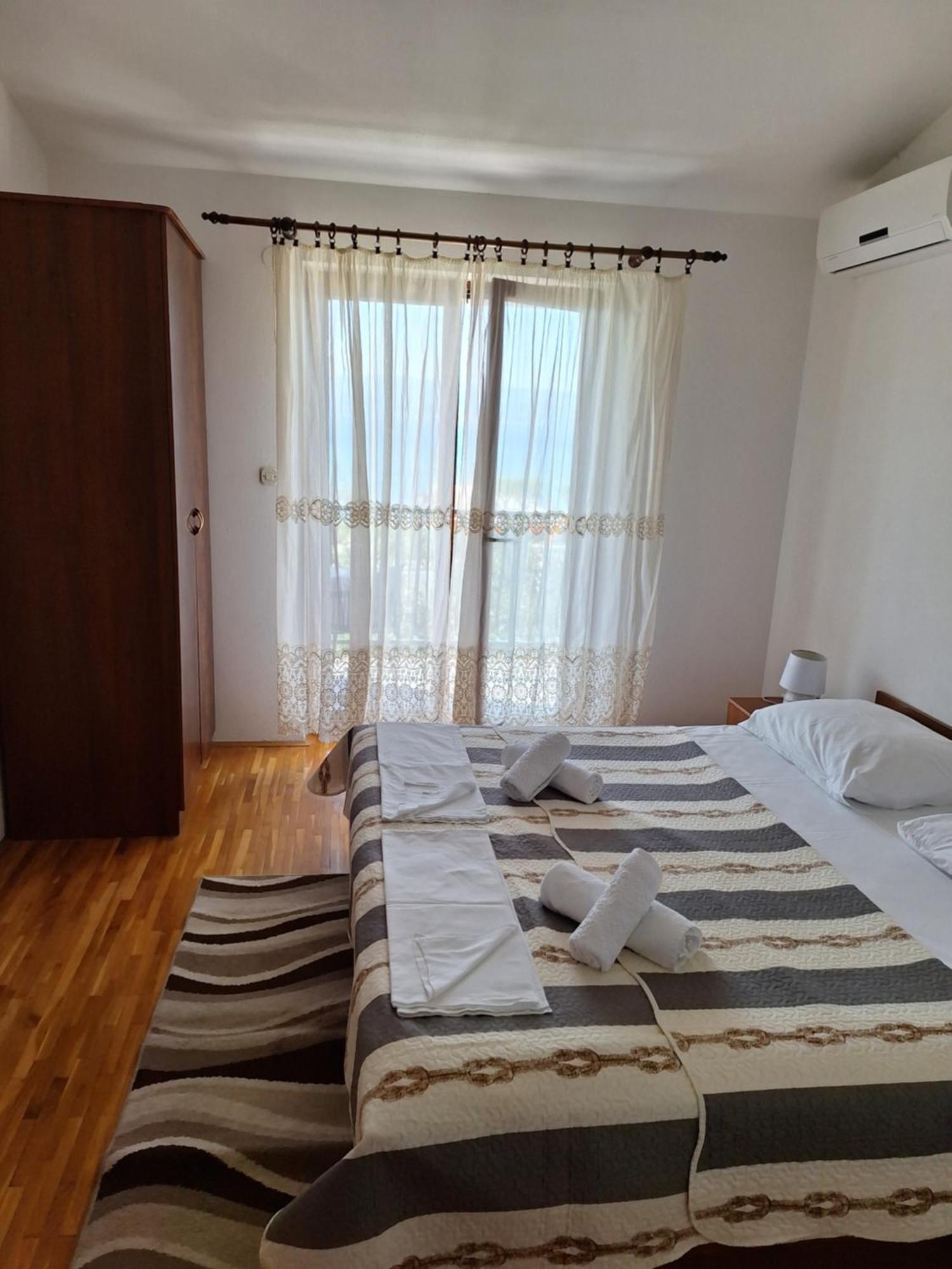 Ante apartments Duće Chambre photo